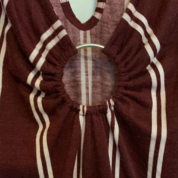 Maroon Striped Pant Suit Jumper, wide leg, ring gather Holiday Outfit medium - Picture 5 of 11